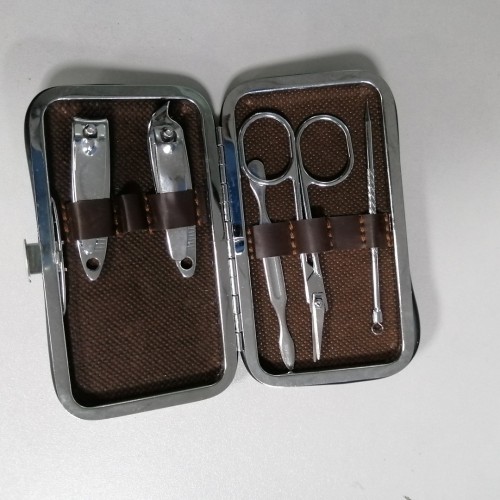      Professional Stainless Steel Fingernail & Toenail Clipper with Leather Case - Curved Edge Design & Rust Proof Nail Cutter for Thick Nails - Perfect Travel Gift for Men Women & Kids